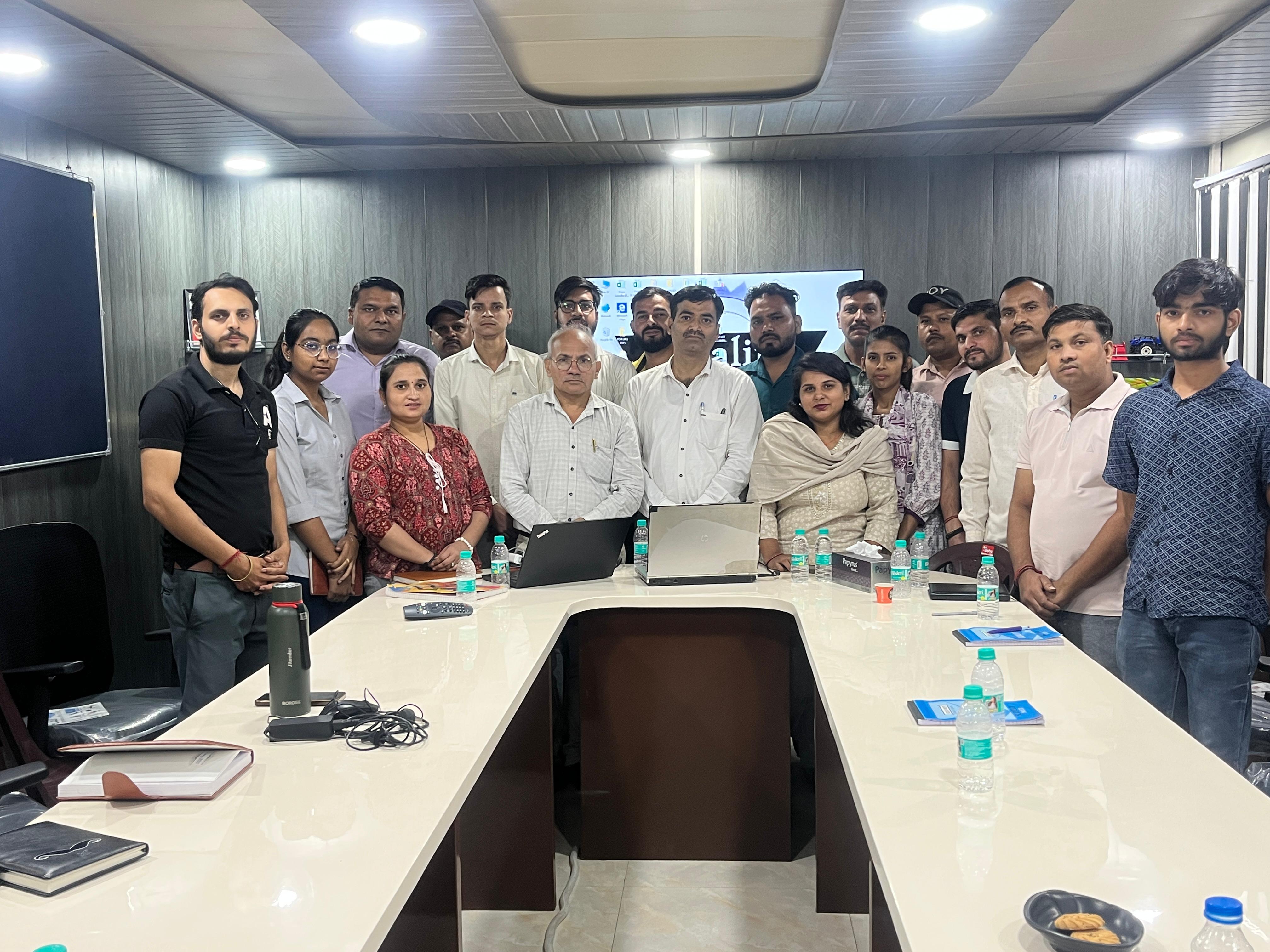 Group photos with engineer & staff